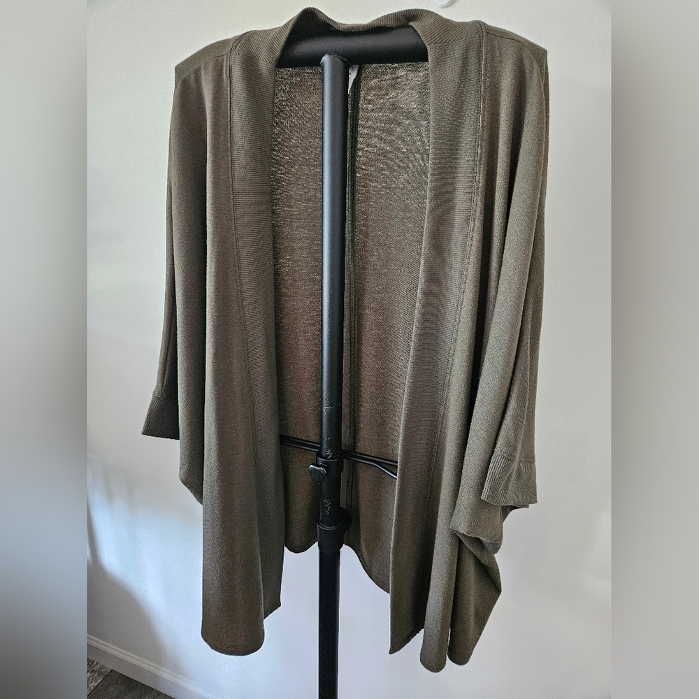 CACIQUE GREEN DOLMAN SLEEVED OPEN CARDIGAN RIBBED KNIT DETAIL SIZE 18/20